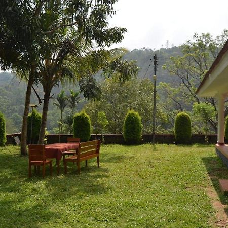 Cassells Jungle Resorts Thekkady Vandiperiyar Екстер'єр фото